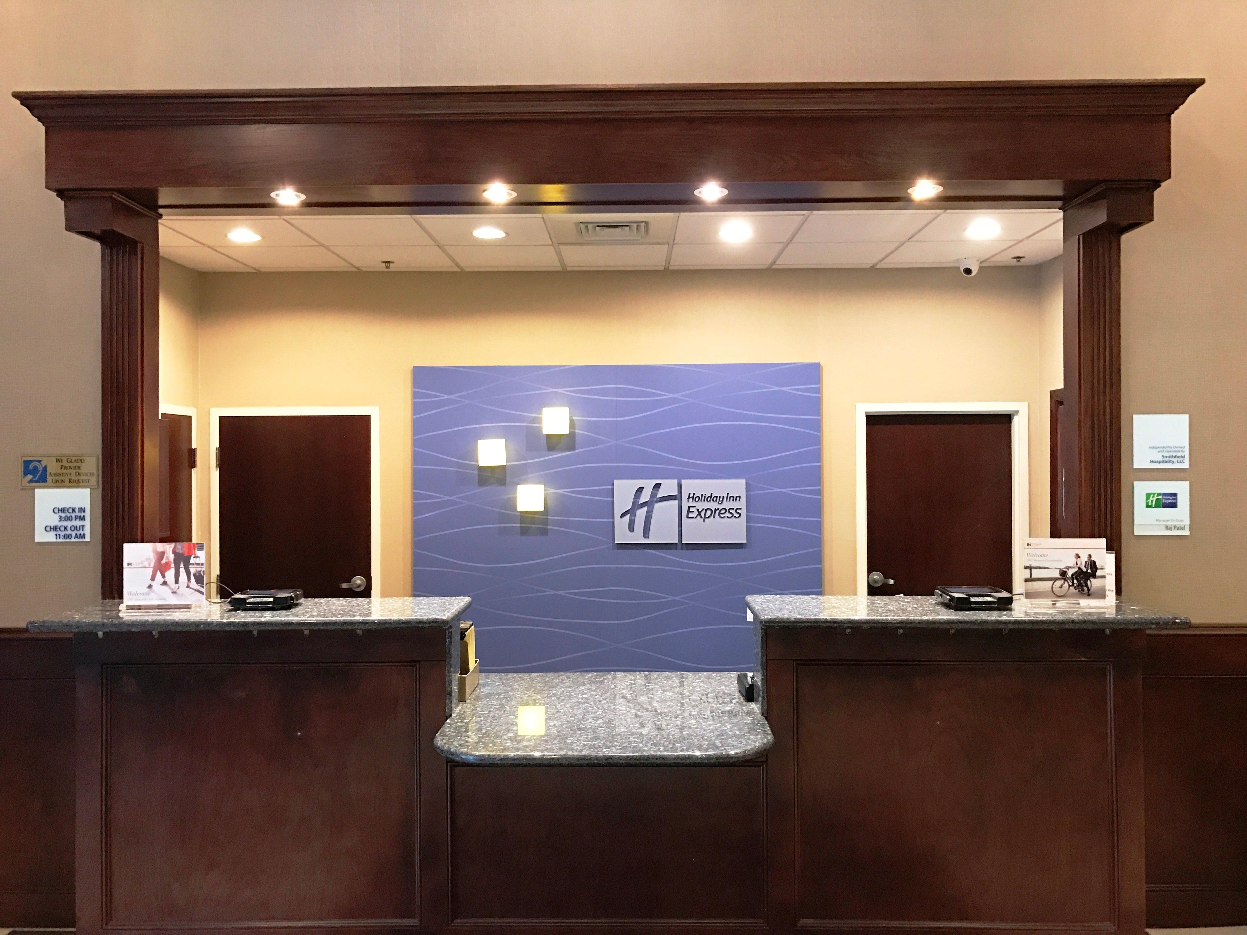 Holiday Inn Express & Suites Smithfield - Providence By Ihg מראה חיצוני תמונה