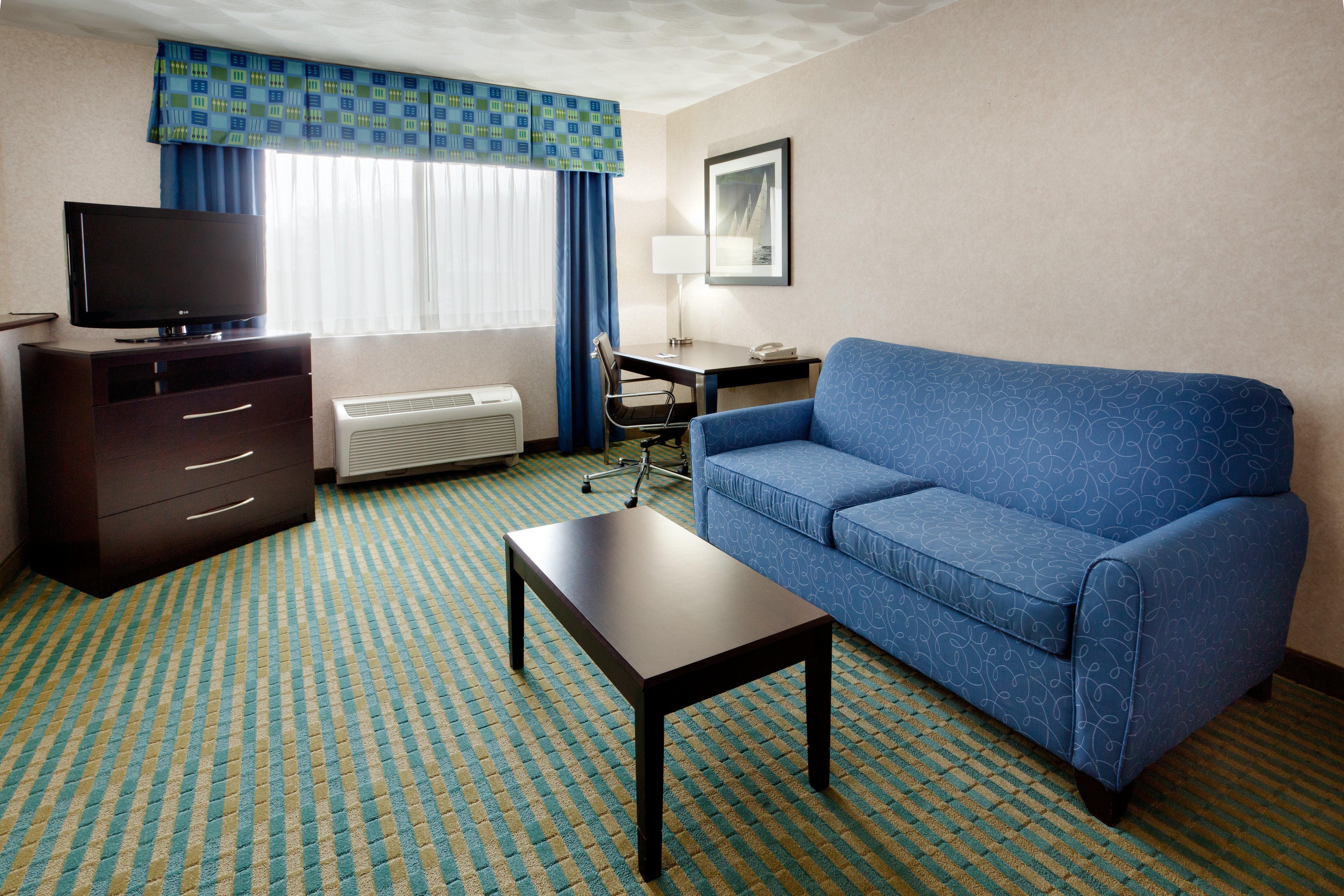 Holiday Inn Express & Suites Smithfield - Providence By Ihg מראה חיצוני תמונה