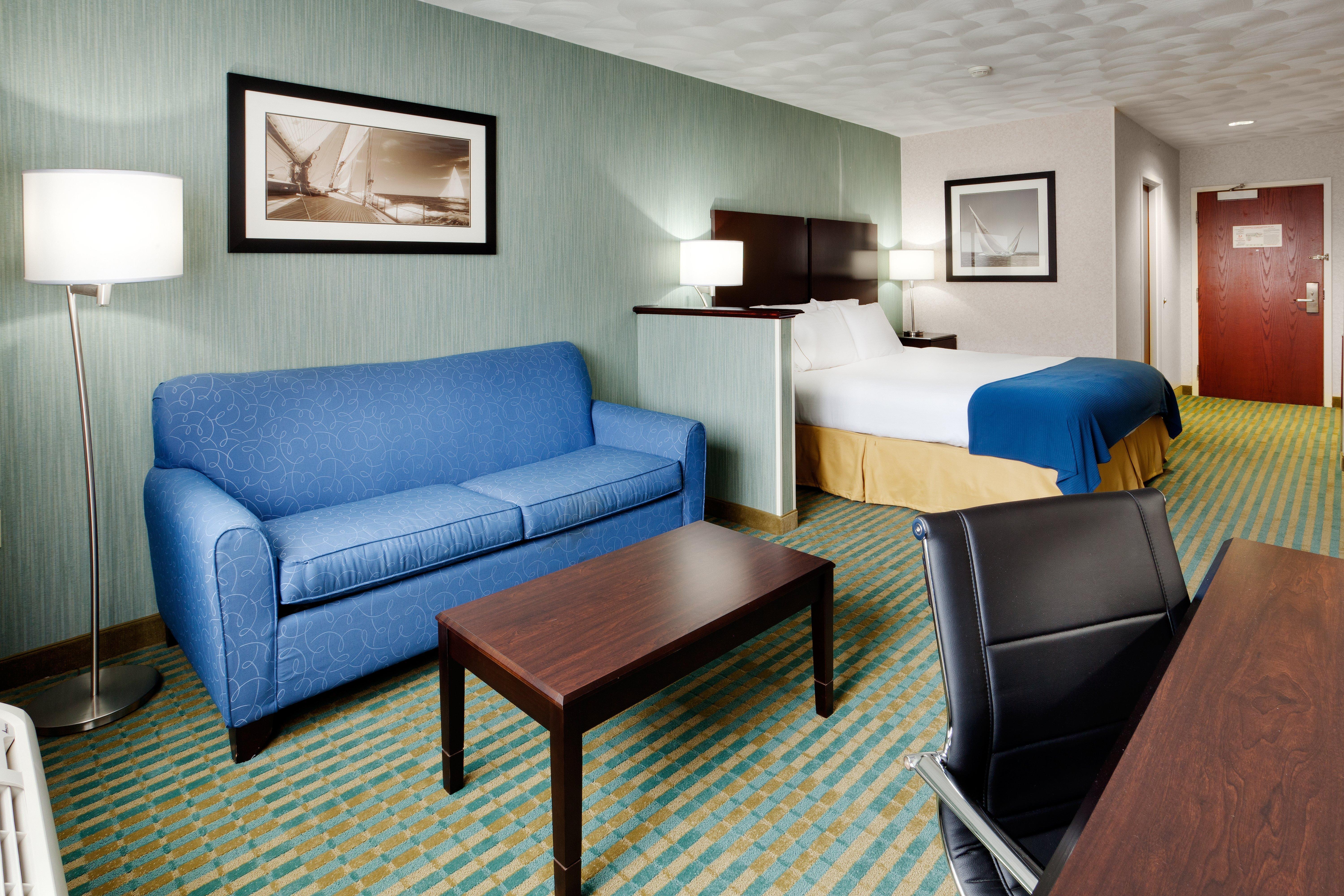 Holiday Inn Express & Suites Smithfield - Providence By Ihg מראה חיצוני תמונה
