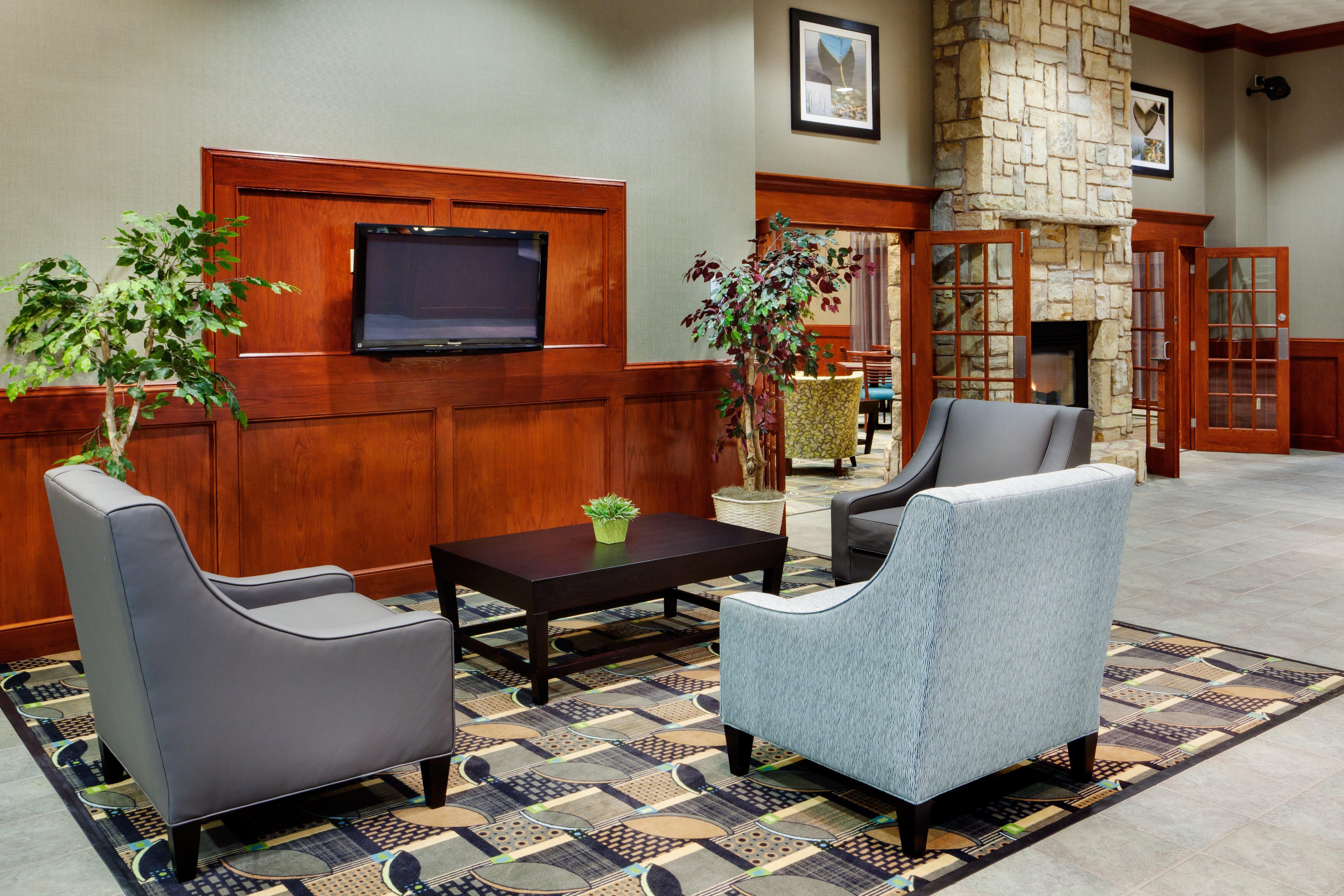 Holiday Inn Express & Suites Smithfield - Providence By Ihg מראה חיצוני תמונה