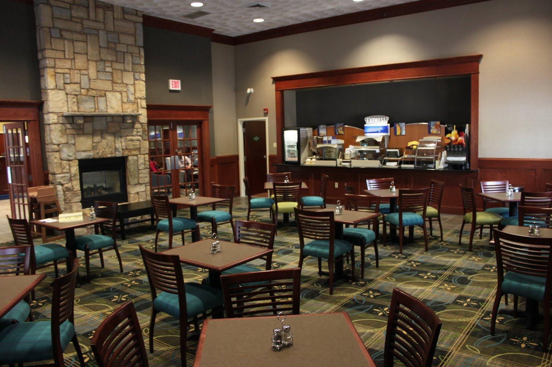 Holiday Inn Express & Suites Smithfield - Providence By Ihg מראה חיצוני תמונה