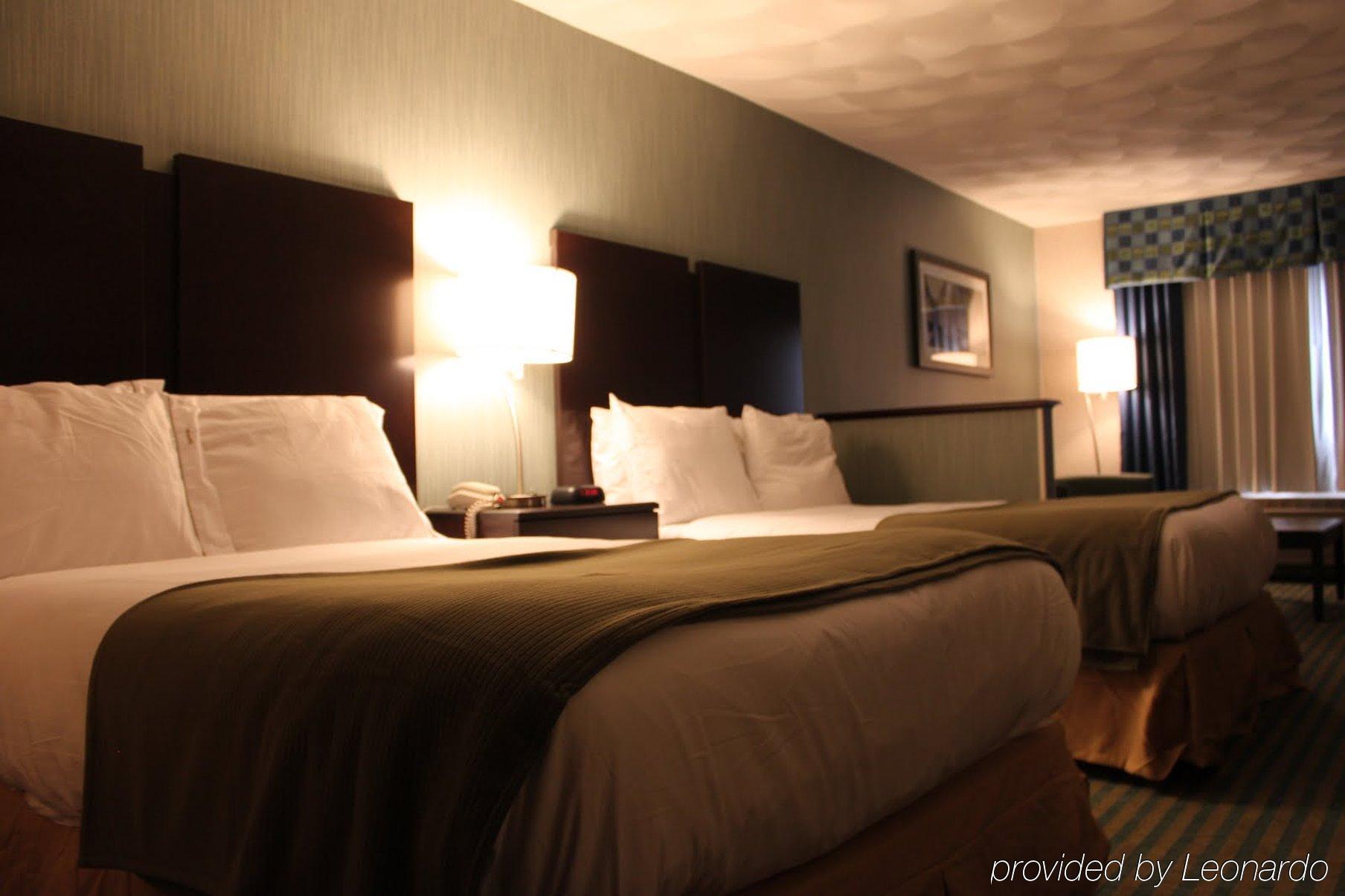 Holiday Inn Express & Suites Smithfield - Providence By Ihg מראה חיצוני תמונה
